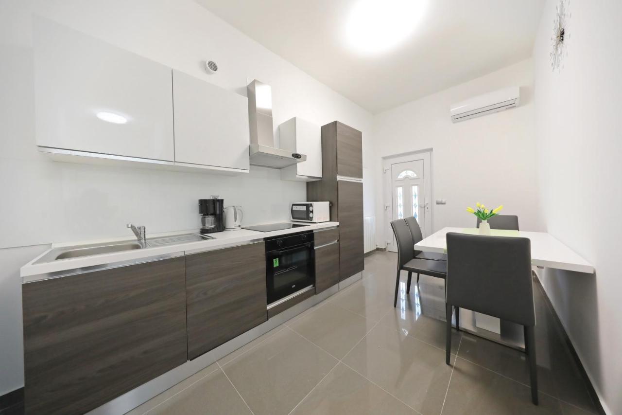Apartmani Rudi Vir Ngoại thất bức ảnh