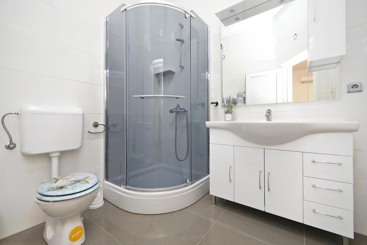 Apartmani Rudi Vir Ngoại thất bức ảnh